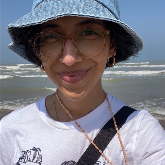 Meet your Posher, Gen - Picture 2 of 4